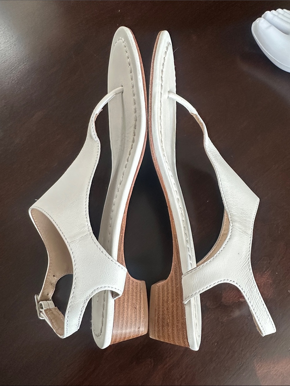 Bernardo Womens Off White Leather Gala Sandal Stacked Heel Size 8.5 Minimalist - Picture 11 of 13